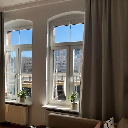 Apartment Vibes